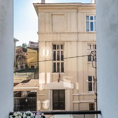 Appartement * The Wonderland Apartment* 1bd Designer Flat In The Center